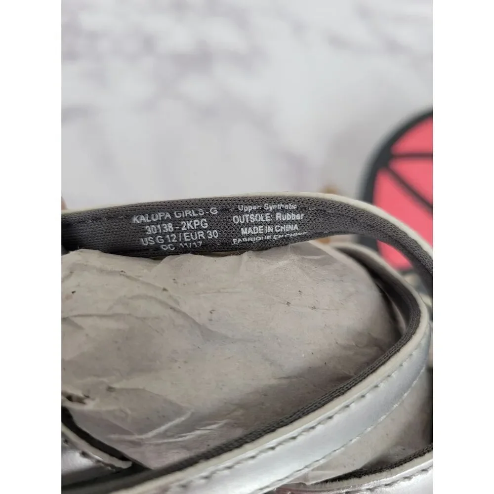 OluKai girls sandals
